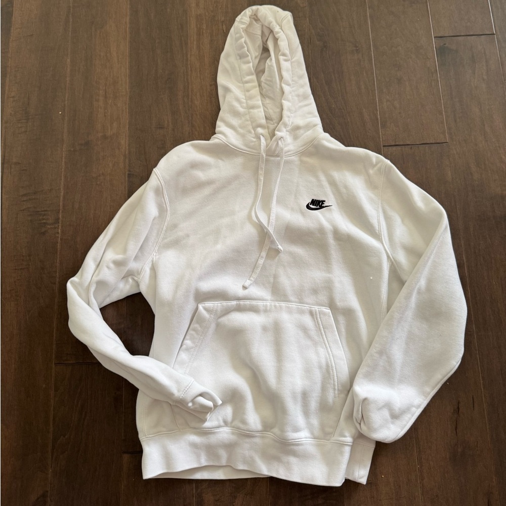Nike Club fleece men’s  White Pullover hoodie